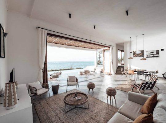 Luxury pluse Beachfront House for Sale, 4 Bed Ocean View Private Pool and Parking