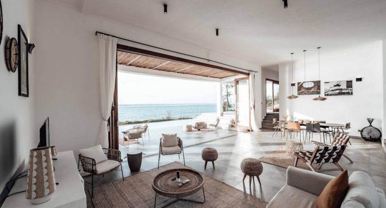 Luxury pluse Beachfront House for Sale, 4 Bed Ocean View Private Pool and Parking